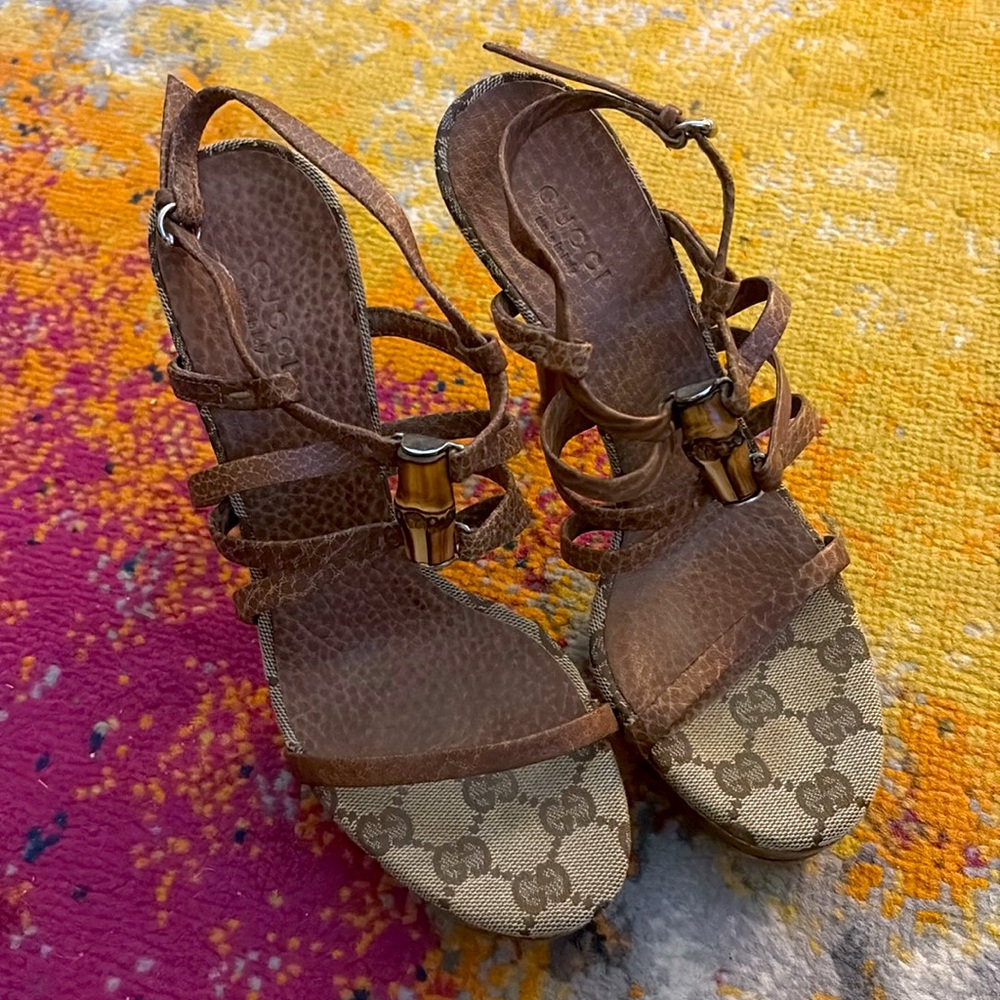 Gucci Women's Brown Strappy Heels - Picture 7 of 10